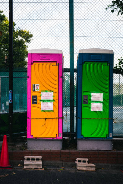 Best Portable bathroom rental  in Northville, MI