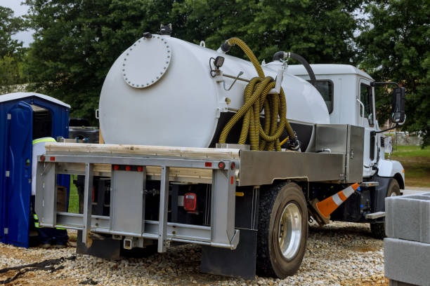 Best Porta potty delivery and setup  in Northville, MI